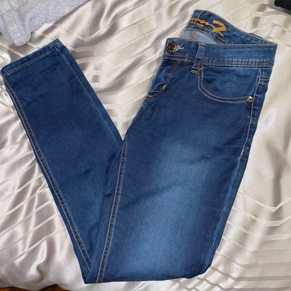 7 For All Mankind Jeans, skinny lowrise back pocket stud detail dark indigo wash